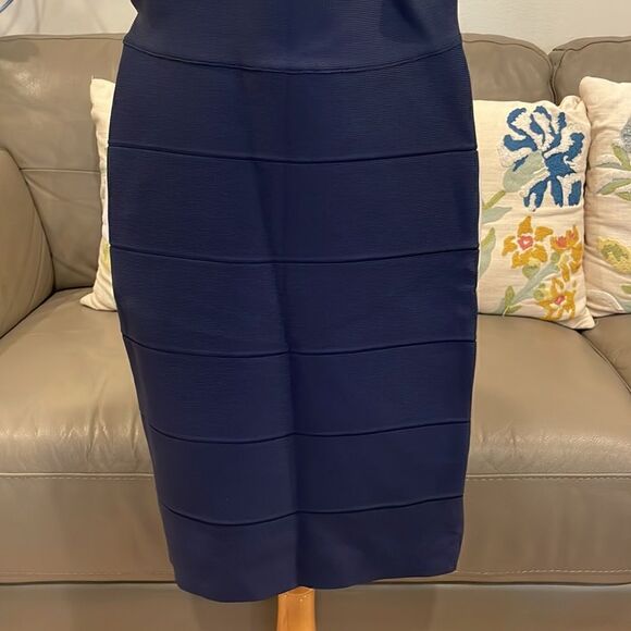 BCBGMAXAZRIA Bodycon Bandage Skirt - Picture 1 of 8